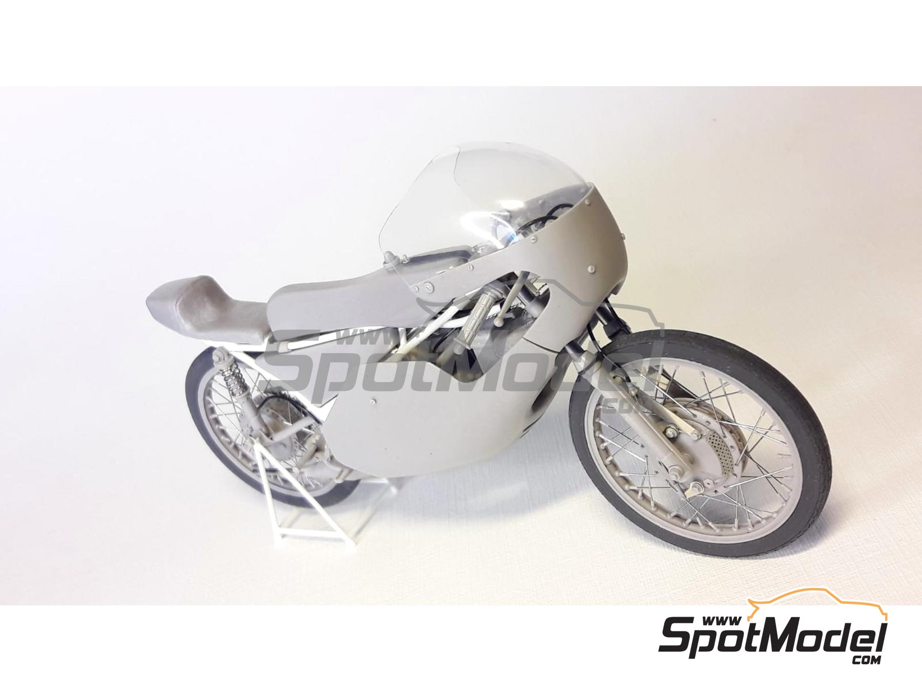 Brach Model BM-VR13: Motorbike scale model kit 1/12 scale